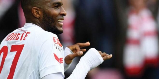 أنتوني موديست